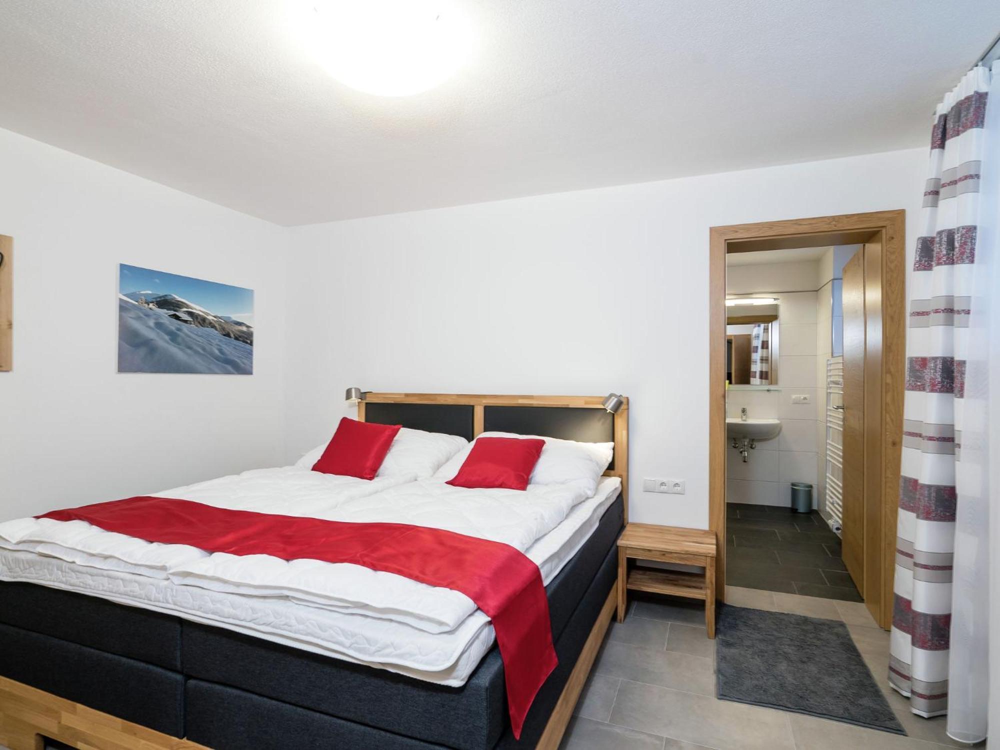 Modern Holiday Home In Leogang With Private Sauna Eksteriør billede
